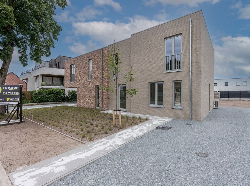 Maison à vendre
                    à 2400 Mol