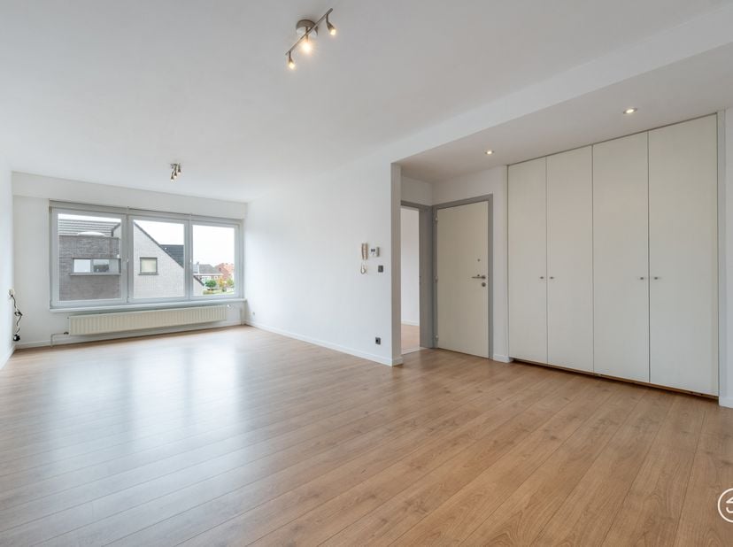 Appartement te koop in Winkelstraat 28 bus D,
                    2890 Sint-Amands