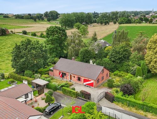                                         Villa te koop in Vlezenbeek, € 575.000
