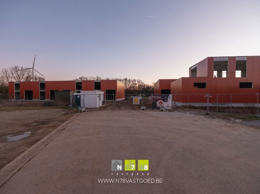 Bien professionnel à vendre
                    à 3630 Mechelen-aan-de-Maas