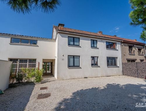                                         Woning te koop in Waterloo, € 965.000

