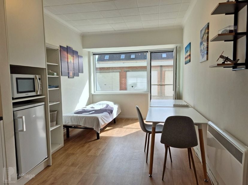 Appartement te koop in Henri Jasparlaan 182 bus 0007,
                    8434 Westende