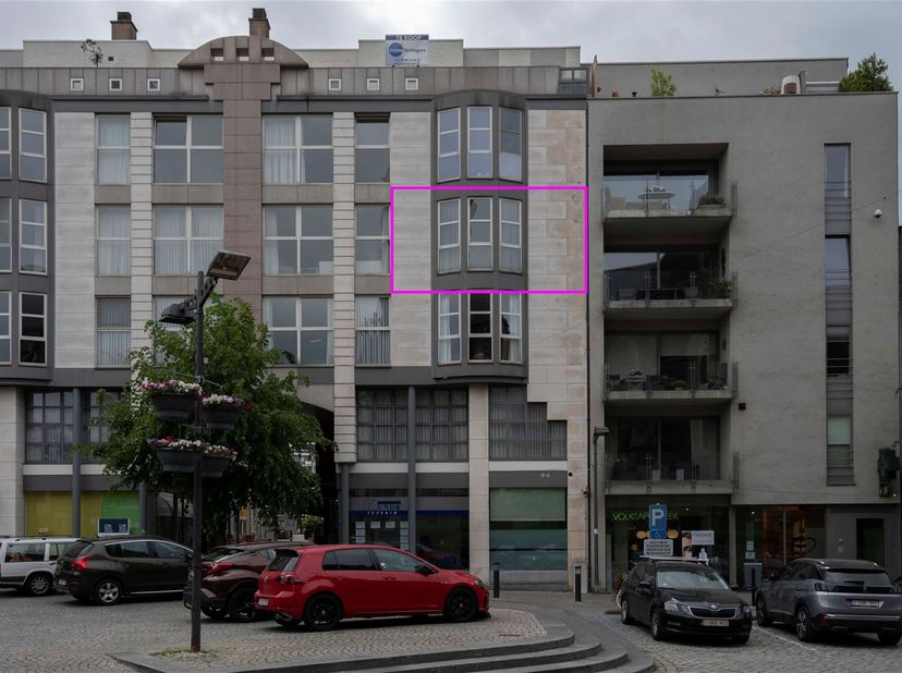 Appartement met 2 slaapkamers in centrum.<br />
Het betreft een mooi appartement op de derde verdieping in een verzorgd gebouw op centrale toplocatie