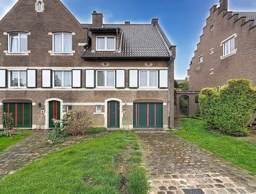                                         Maison à louer à Kraainem, € 2.500
