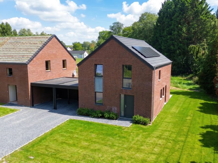 Huis te koop in Chaussée de Namur 9k,
                    4210 Burdinne