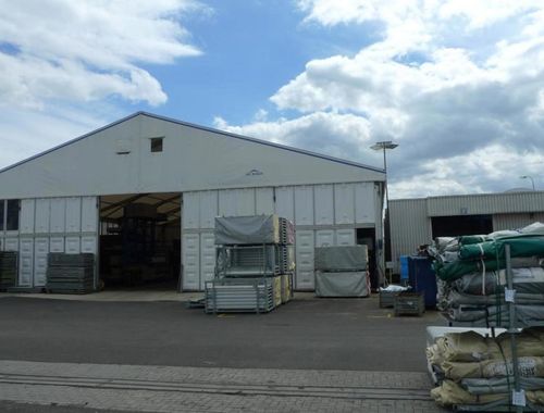                                         Magazijn met bureel te koop in Bree, € 4.450.000
