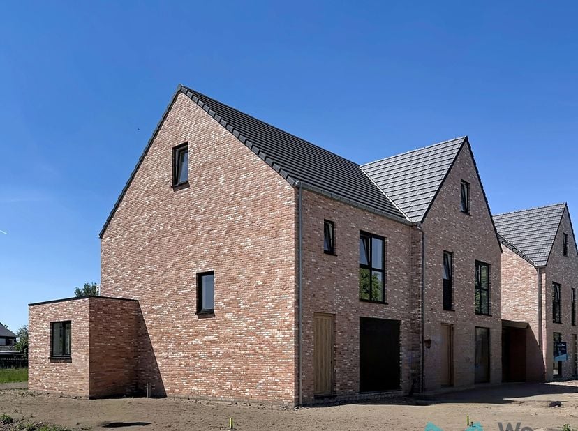 Huis te koop in ,
                    2400 Mol