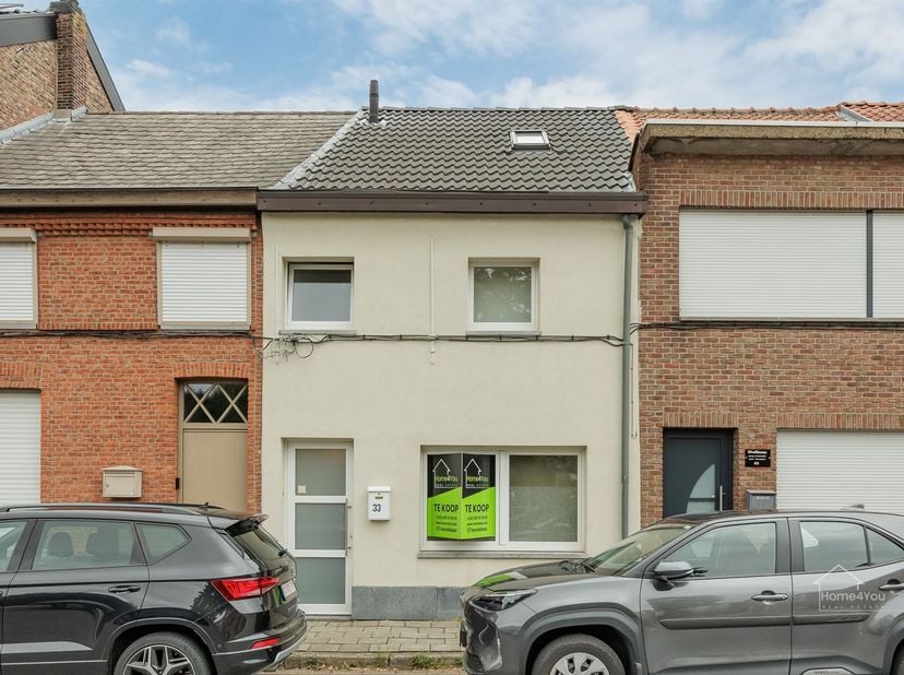 Huis te koop in Voetballersstraat 33,
                    2850 Boom