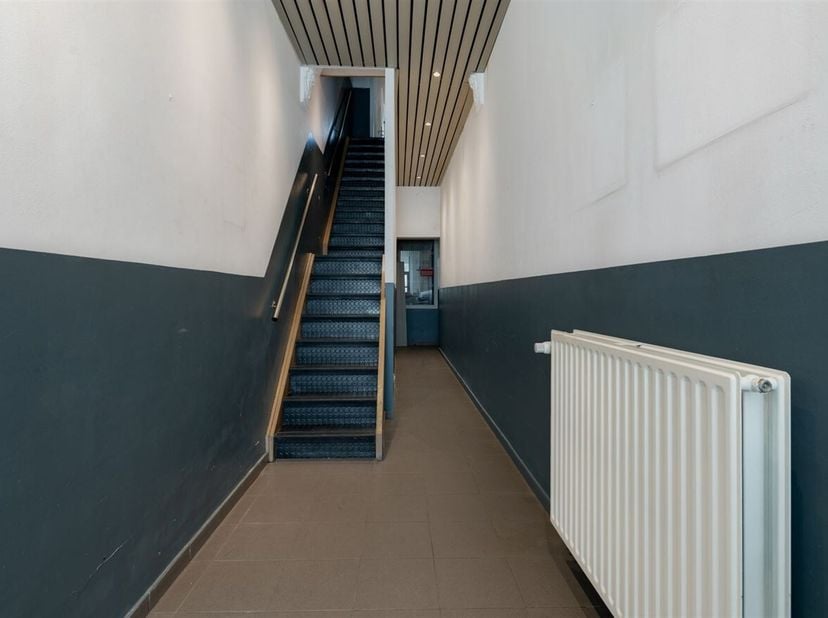 Bedrijfsvastgoed te koop
                    in 2170 Merksem