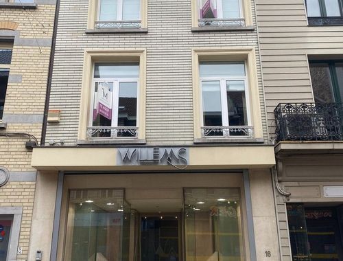                                         Bien commercial à vendre à Geraardsbergen, € 397.500
