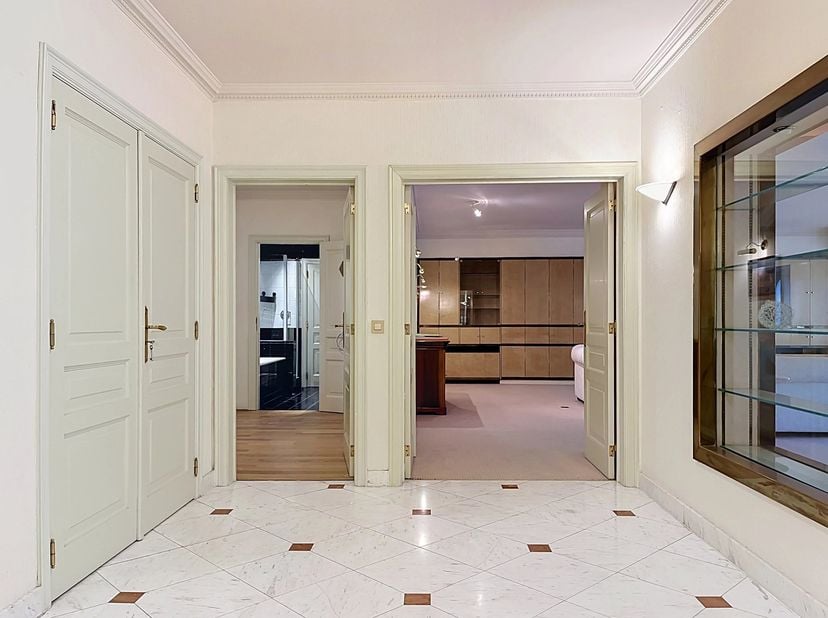 Appartement te huur in AVENUE LOUISE 435,
                    1050 Elsene