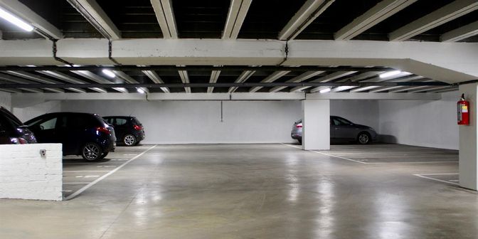 Garage à louer à Nieuwstraat 45, 9300 Aalst