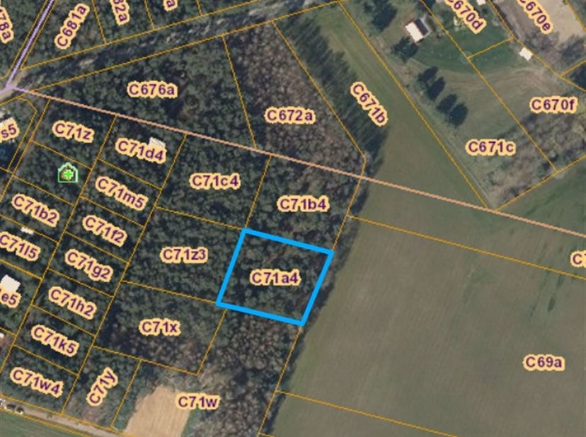 Perceel recreatiegrond van 2349 m²<br />
<br />
<br />
Omschrijving: <br />
Knap perceel recreatiegrond voor verblijfsrecreatie, gelegen tussen Ti