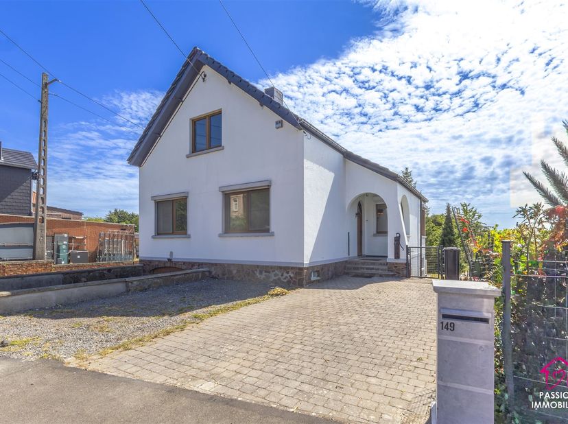 Huis te koop
                    in 6110 Montigny-le-Tilleul