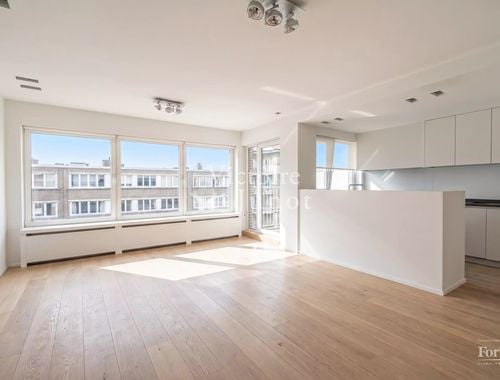                                         Appartement te koop in Elsene, € 560.000
