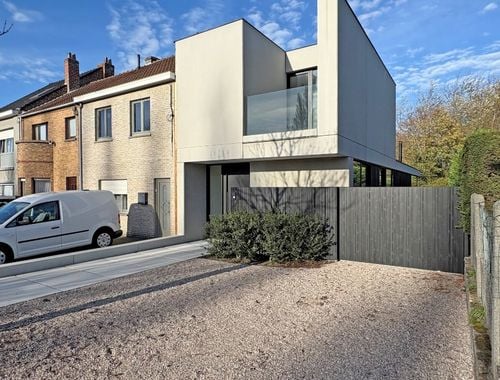                                         Maison à vendre à Sint-Idesbald, € 495.000
