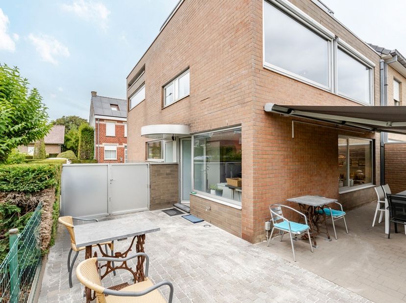 Huis te koop in Iepersestraat 357,
                    8800 Roeselare