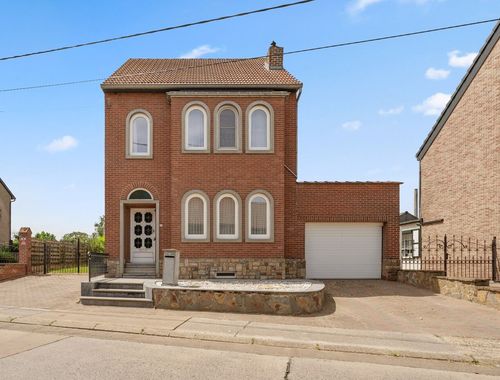                                         Woning te koop in Bunsbeek, € 349.000
