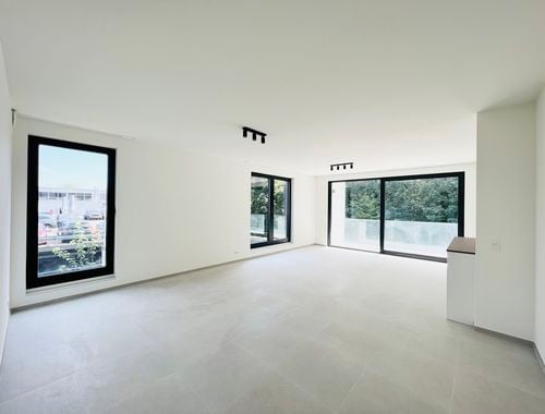                                         Appartement à louer à Schaerbeek, € 1.490
