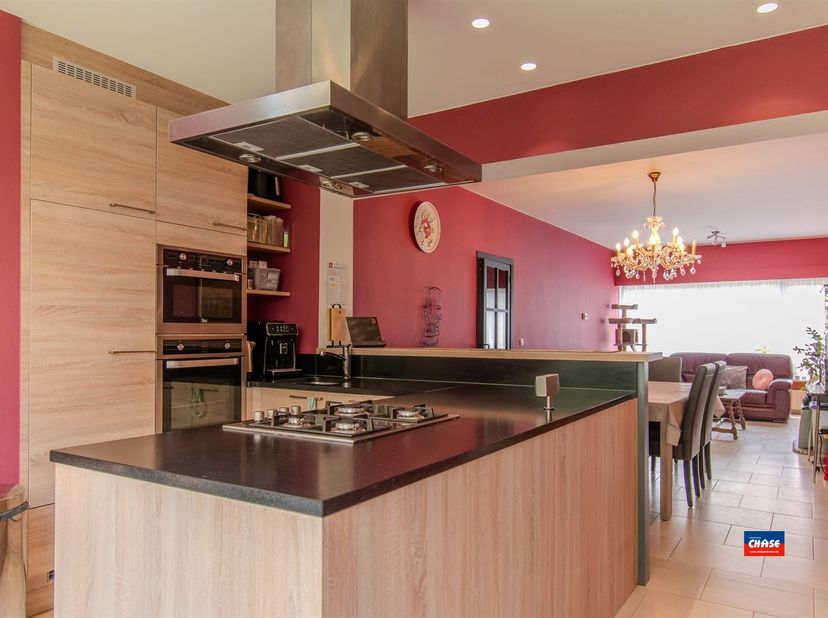 Maison à vendre à Oslostraat 11,
                    2660 Hoboken