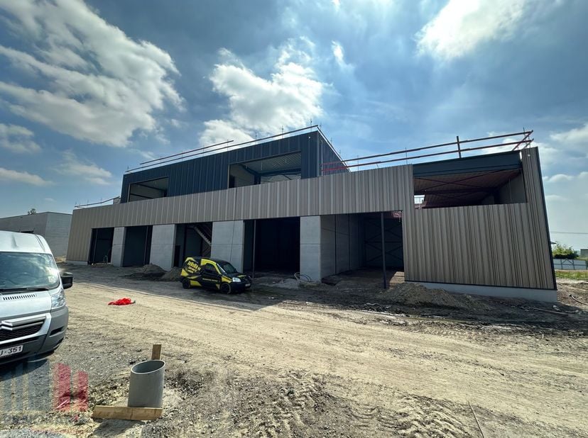 Bien professionnel à vendre
                    à 8570 Anzegem