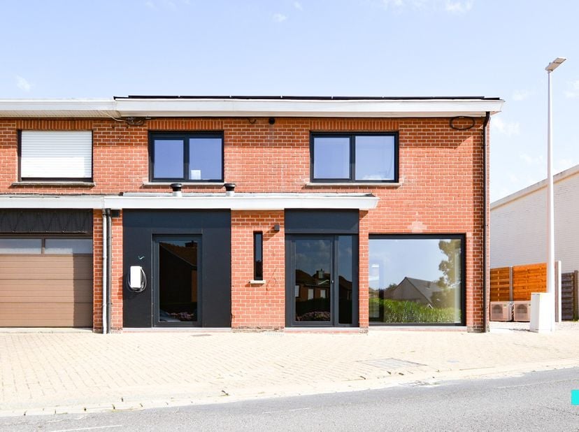 Maison à vendre
                    à 8830 Hooglede