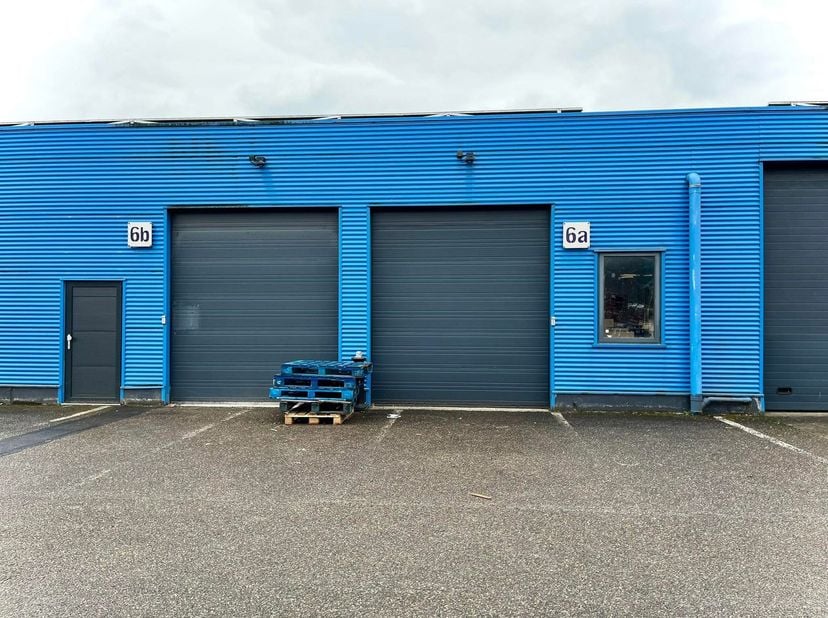 Unités industrielles stratégiquement situées à louer – Parc d’activités Moerbroek à Herentals<br />
<br />
Découvrez le Parc d’activités Moerbroek, id