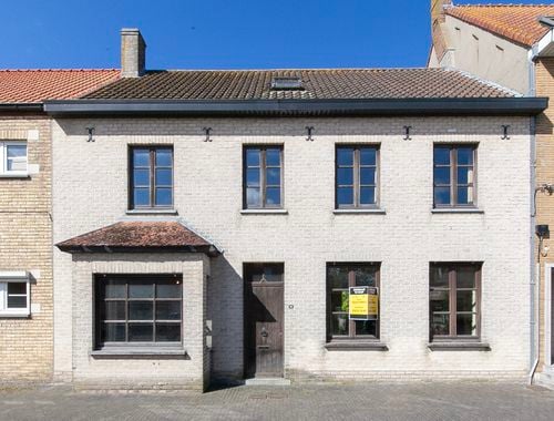                                         Maison deux facades à vendre à Houtem, € 250.000
