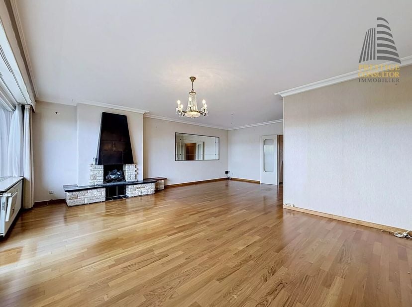 WESTLAND - REF: 87273019 - MAGNIFIQUE APPARTEMENT 3 CHAMBRES AVEC TERRASSE + GARAGE !!<br />
Situé dans un des quartiers les plus recherchés d'Anderle