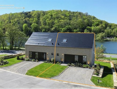                                         Eengezinswoning te koop in Houx, € 399.000
