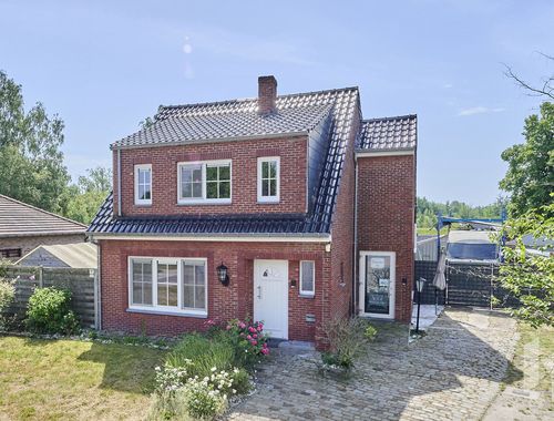                                        Maison à vendre à Lommel, € 330.000
