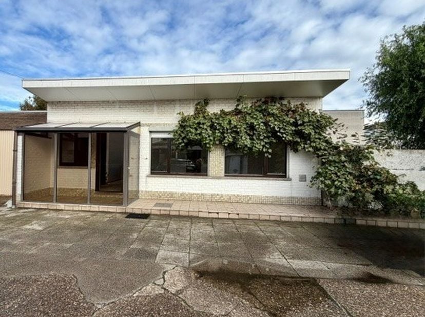 Huis te huur in Dendermondesteenweg 67,
                    9070 Destelbergen