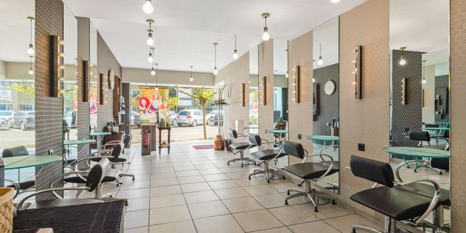 Bedrijfsvastgoed te koop in Frank Craeybeckxlaan 13, 2100 Deurne