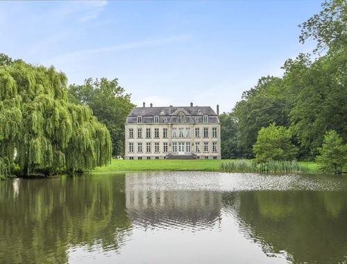                             Kasteel te koop in Boezinge
