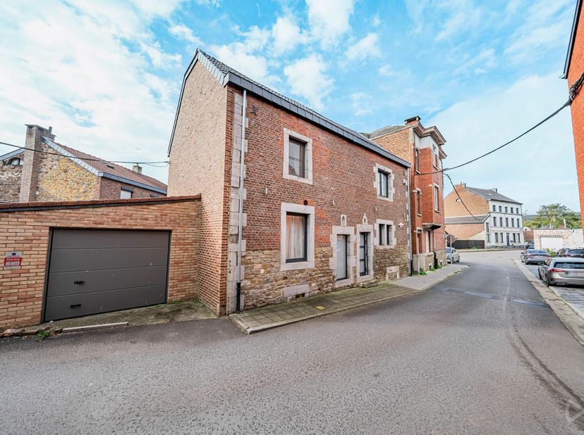 Huis te koop in Rue de la Vesdre 5,
                    4870 Forêt