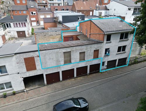                                         Gemengd gebruik te koop in Braine-le-Comte, € 445.000
