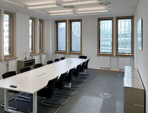                                         Bureaux à louer à Gent, € 2.109
