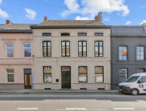                                         Herenwoning te koop in Ronse, € 408.000
