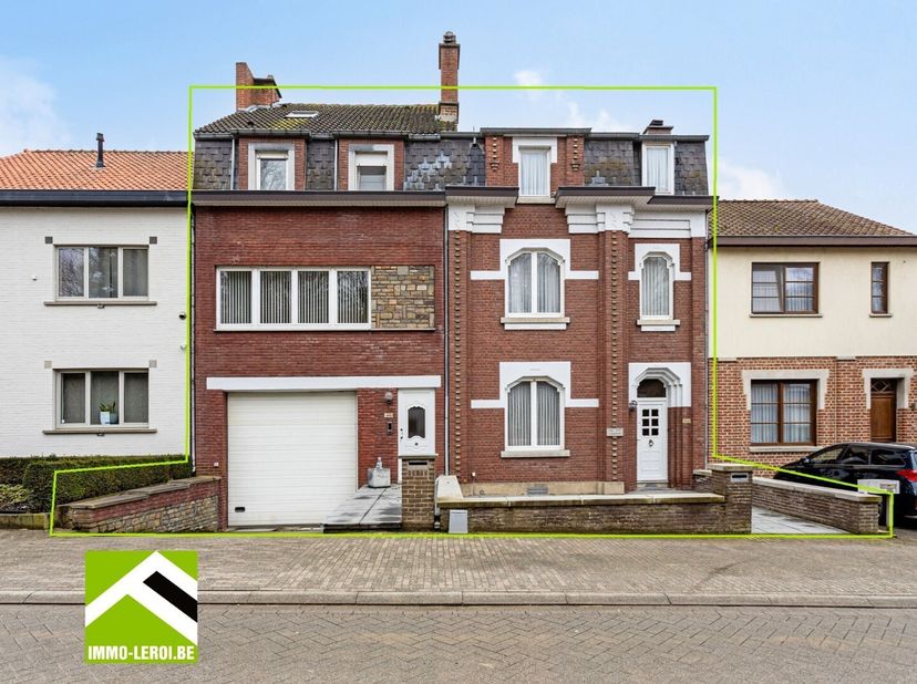 Bekijk deze eigendom rechtstreeks op de website van Immo Leroi: https://www.immo-leroi.be/pand/kopen-woning-tongeren-borgloon/7454361.<br />
Deze mooi