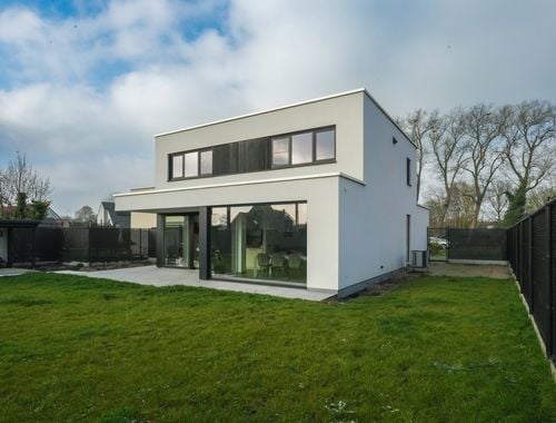                                         Woning te koop in Menen, € 590.000
