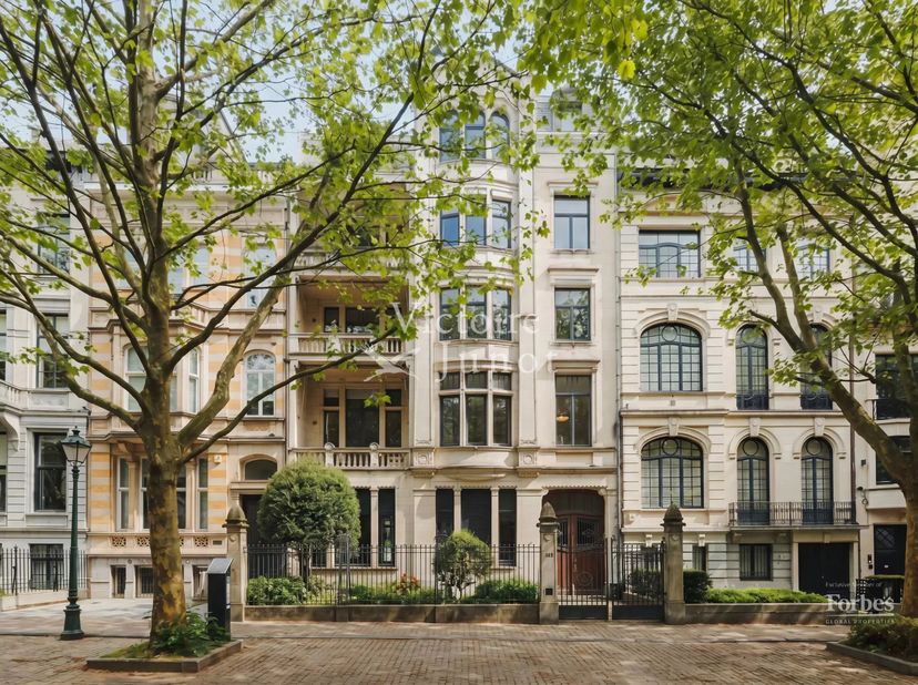 Goed gepresenteerd door Zinchenko Maia:maia.zinchenko@victoire.be<br />
Victoire-Junot presenteert u: op de prestigieuze Avenue Molière, in een zeer m