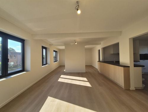                                         Appartement te huur in Dendermonde, € 1.145
