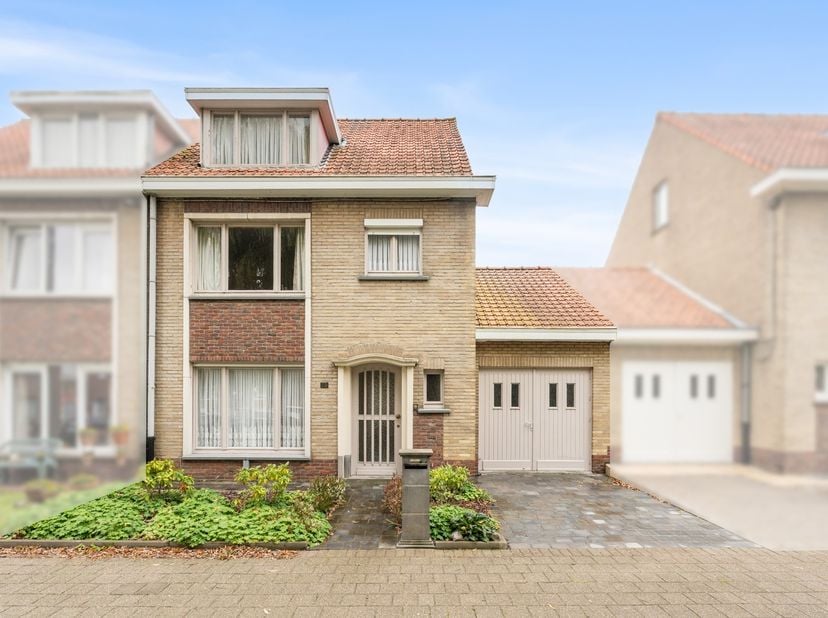 Huis te koop in Oude Aalbeeksestraat 23,
                    8510 Rollegem