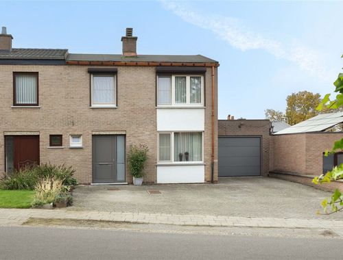                                         Maison à vendre à Houthalen, € 274.000
