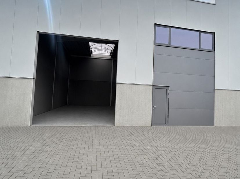 Bien professionnel à vendre
                    à 3720 Kortessem