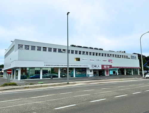                                         Kantoor te huur in Lochristi, € 3.000
