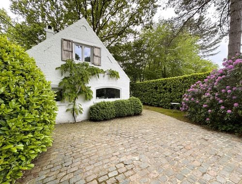                                         Maison à louer à Lasne-Chapelle-Saint-Lambert, € 1.260
