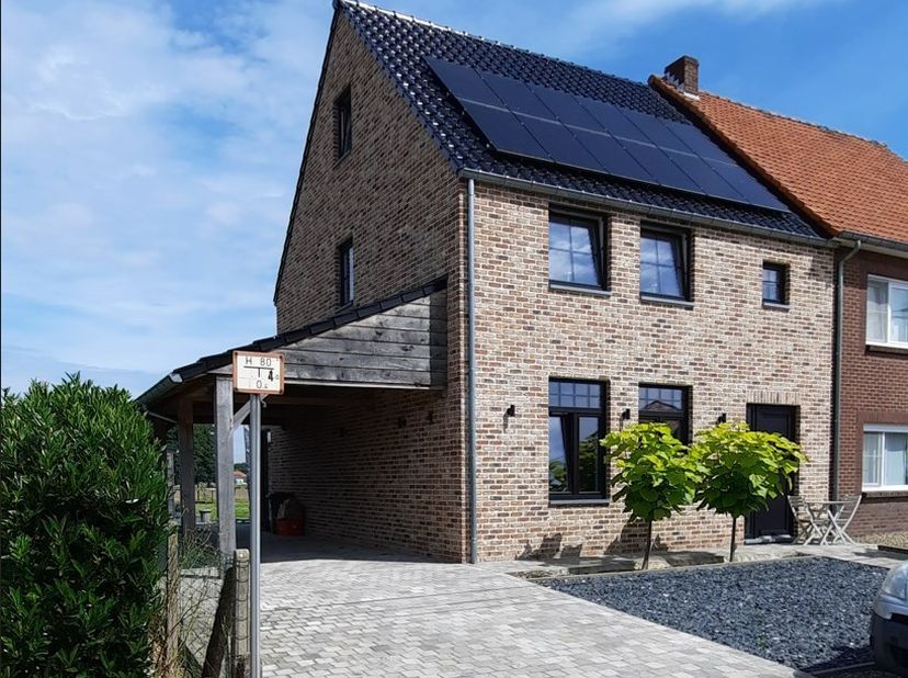 Maison à louer à Tienderstraat 13,
                    3680 Neeroeteren