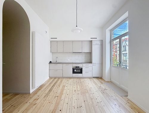                                         Appartement à louer à Saint-Gilles, € 1.200

