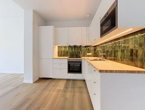                                         Appartement à louer à Etterbeek, € 1.350
